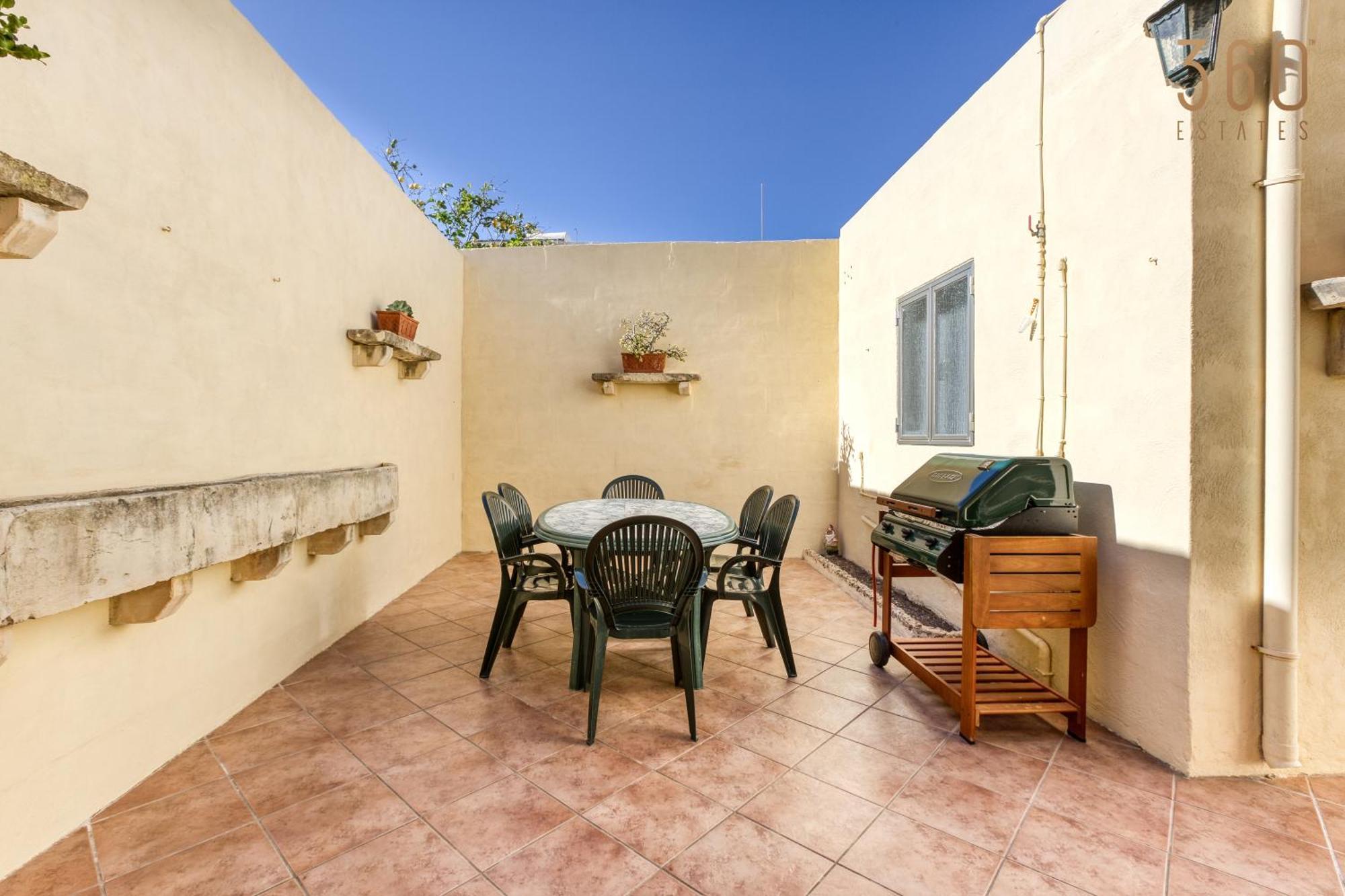 A Lovely 3Br Maisonette In Lovely Town Of Rabat By 360 Estates Bagian luar foto